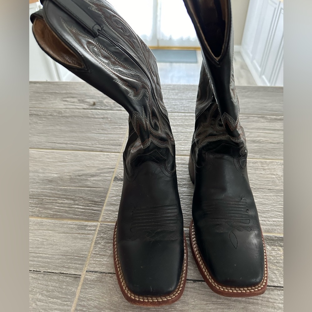 Cody James cowboy boots Size 8D